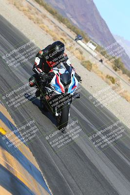 media/Jan-13-2024-SoCal Trackdays (Sat) [[9c032fe5aa]]/Turn 14 Inside (150pm)/